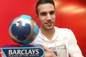 Aralık ayına Van Persie ve Boas damgası