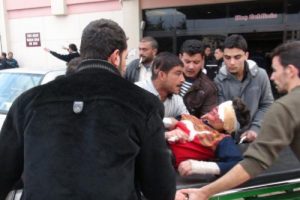 Suriye savaş u&ccedil;ağı Azez' i bombaladı!