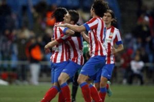 A. Madrid farkı a&ccedil;arak takibi s&uuml;rd&uuml;r&uuml;yor