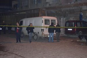 Evli sevgilisiyle tartışan aşık dehşet sa&ccedil;tı