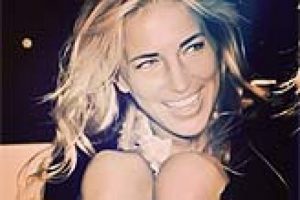 Burcu Esmersoy'un fotoğrafı beğeni rekoru kırdı
