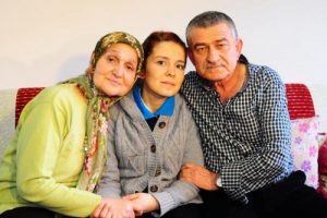 Refiye beyaz gelinlik hayali kuruyor