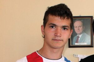 Acarspor'un &uuml;&ccedil; futbolcusunu Karab&uuml;kspor deneyecek