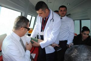 Fikret Orman kan bağışında bulundu