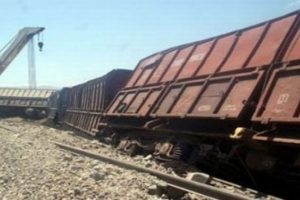 Mısır'da askeri y&uuml;k treni devrildi: 15 &ouml;l&uuml;, 103 yaralı