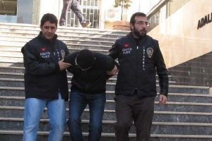 Kasa hırsızlarını g&uuml;venlik kamerası yakalattı