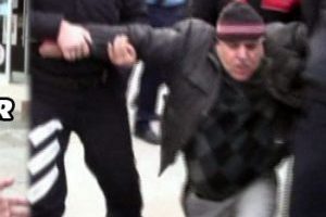 "Ya senin kanın d&ouml;k&uuml;l&uuml;r ya benim" deyince!