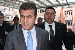 Mehmet Ali Birand'a ziyaret&ccedil;i akını