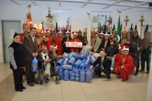 Mehter takımından mavi kapak kampanyasına destek