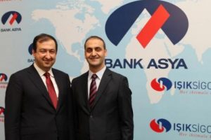 Bank Asya'da s&uuml;rpriz değişim