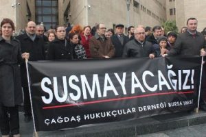 &Ccedil;ağdaş Hukuk&ccedil;ulardan g&ouml;zaltılara tepki