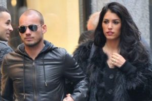Sneijder'den ilgin&ccedil; Galatasaray cevabı