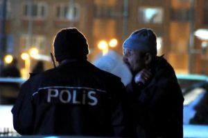 Kent Meydanında intihar etmek istedi