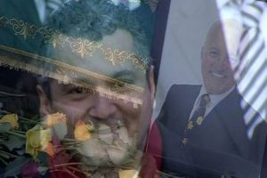 Mehmet Ali Birand'ın oğlu g&ouml;zyaşlarına boğuldu