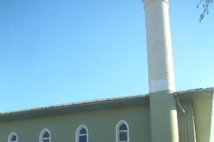 Cami minaresine yıldırım d&uuml;şt&uuml;