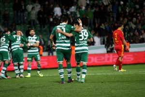 Timsah'ın ligde 8 ma&ccedil;tır bileği b&uuml;k&uuml;lm&uuml;yor