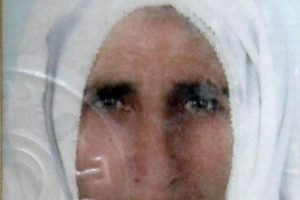Otob&uuml;s&uuml;n &ccedil;arptığı yaşlı kadın &ouml;ld&uuml;