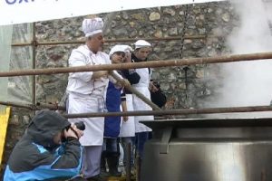 Guinness i&ccedil;in 3.3 tonluk balık &ccedil;orbası