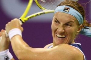 Kuznetsova, Wozniacki'yi devirip &ccedil;eyrek finale &ccedil;ıktı!