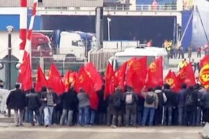İskenderun Limanı'nda patriot eylemi