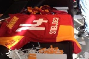 Sneijder forma numarası belli oldu!