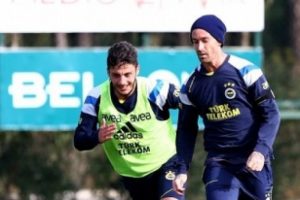 F.Bah&ccedil;e'de g&ouml;zler Bursaspor ma&ccedil;ında