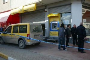 İstanbul'da silahlı PTT soygunu