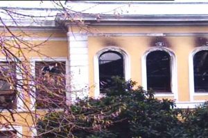 &Uuml;niversitedeki hasar g&uuml;nd&uuml;z ortaya &ccedil;ıktı