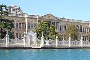 'Dolmabah&ccedil;e Sarayı da tehlike altında'