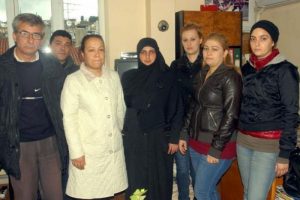&Ouml;ğrencilerine tacizden tutuksuz yargılanacak