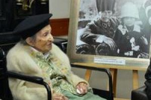 Atat&uuml;rk'&uuml;n kucağındaki &ccedil;ocuk 102 yaşında