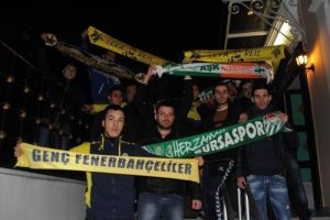Taraftarlar Mevlid kandilini kutladı
