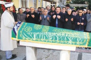Mustafa Sandal'ın acı g&uuml;n&uuml;