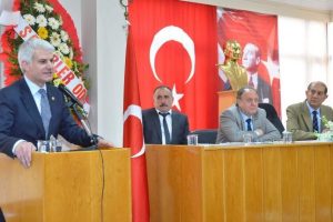 Vekilden esnafa "g&uuml;&ccedil;lerinizi birleştirin" &ccedil;ağrısı