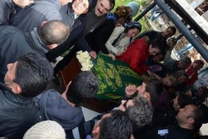 Yat yangınında &ouml;len kaptan son yolculuğuna uğurlandı