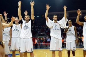 Kartal ilk galibiyeti İtalya'da arıyor
