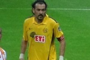 Servet &Ccedil;etin fena dolandırıldı