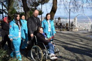 Bedensel engelli Derya'nın en b&uuml;y&uuml;k hayali b&ouml;yle ger&ccedil;ekleşti