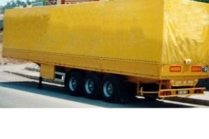 TIR'ın dorsesini kiraladıkları &ccedil;ekiciyle &ccedil;aldılar