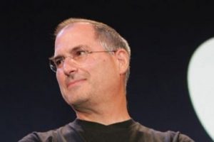 'Jobs' filmine sert eleştiri