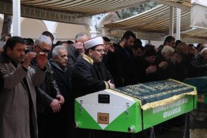 Emekli başsavcı toprağa verildi