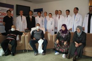 &Ccedil;apraz nakille eşlerinin hayatını kurtardılar