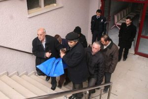 Av t&uuml;feği ile oyun &ouml;l&uuml;m getirdi