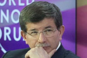 Davutoğlu Suudi Arabistan'da