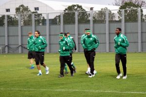 Bursaspor polis eşliğinde &ccedil;alıştı