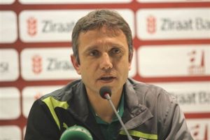 'Bursaspor'daki g&ouml;revimizden ekip halinde ayrıldık'