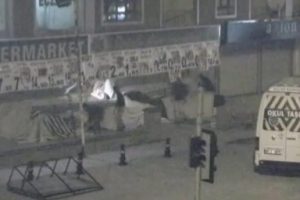 Saniye saniye hırsızlık anı!