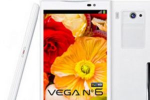 En b&uuml;y&uuml;k HD telefon tanıtılıdı!