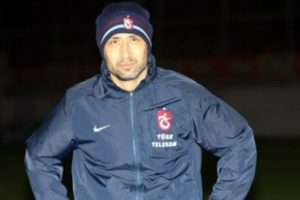 İmzayı attı ilk antrenmanına &ccedil;ıktı!