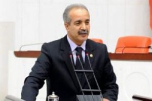 CHP'den istifa eden Fırat'a BDP'den teklif